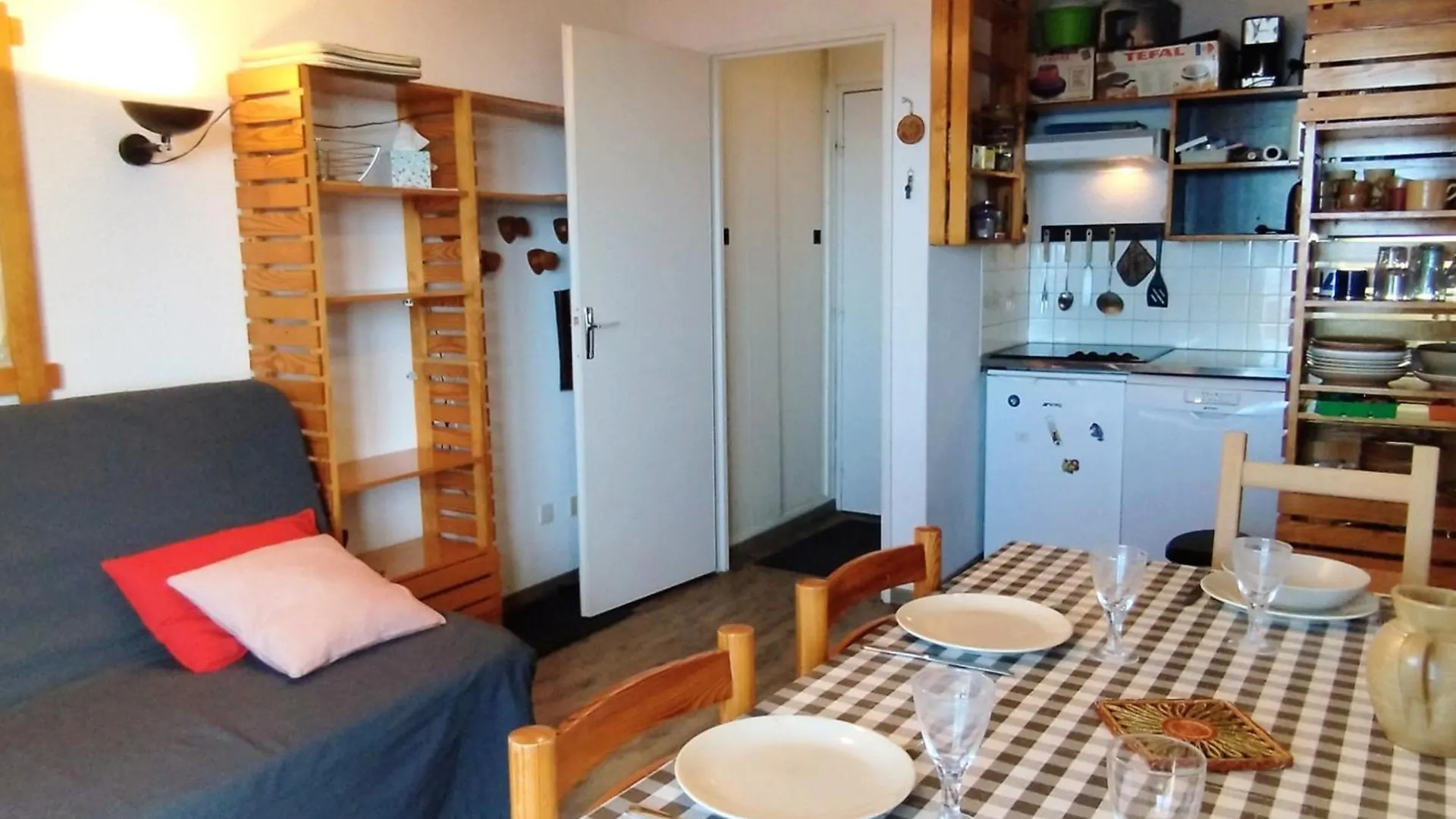 Appart 2 Pieces Au Pied Des Pistes, 1 Chambre, 141 M², Ascenseur, Casier Ski - Fr-1-771-34 Les Adrets
